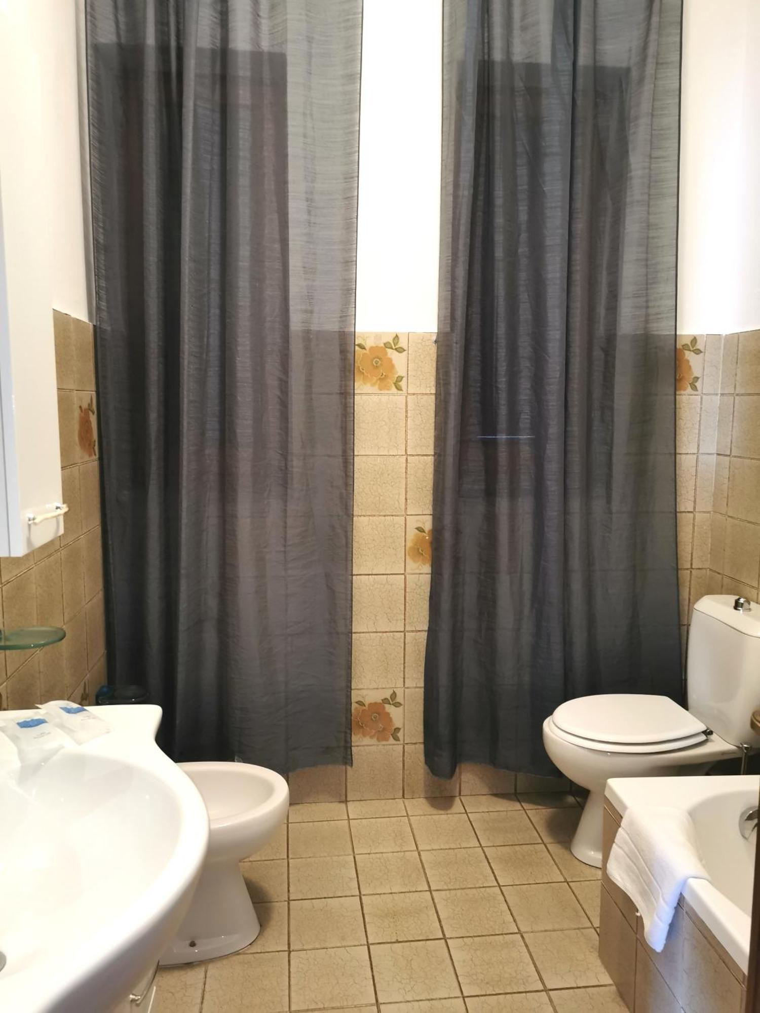 פורטו ונרה B&B La Palafitta מראה חיצוני תמונה