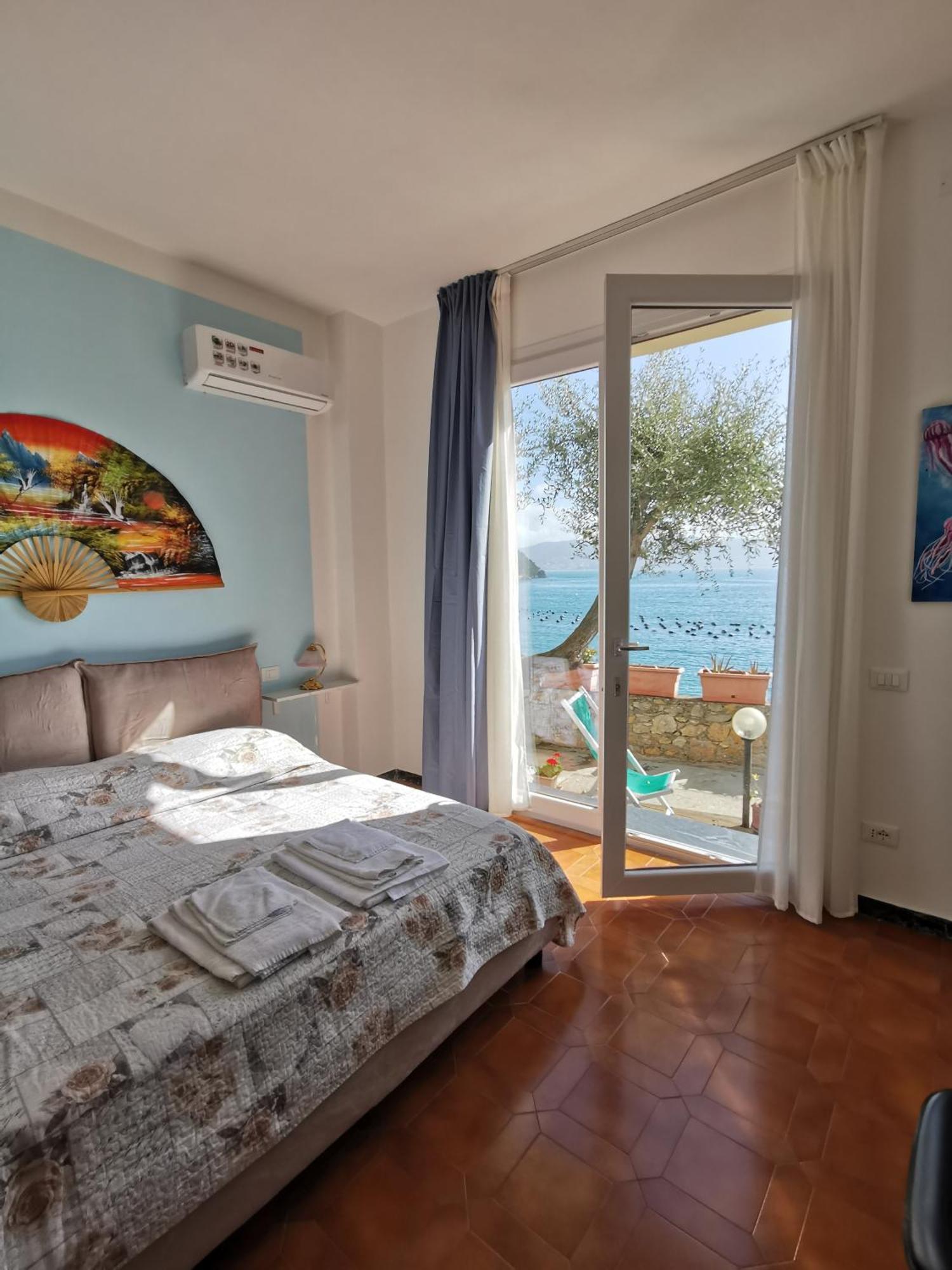 פורטו ונרה B&B La Palafitta מראה חיצוני תמונה